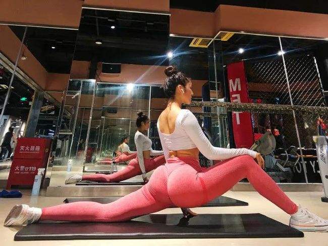 午盘：美股继续下滑 道指下跌200点