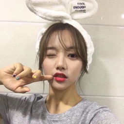 王毅同加拿大外长通电话：美国和伊朗都有重启谈判的意愿，中加可为此共同发挥建设性作用